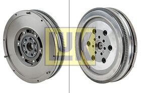 VOLAN 15- MITSUBSIHI L200 SUV LUK 1120A321