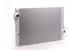 SU RADYATÖRÜ 07-16 BMW X5 E70 BSG 17117533472