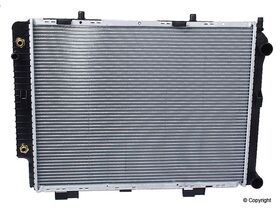 SU RADYATÖRÜ 95-98 MERCEDES E W210 BSG A2105000903