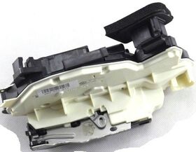 KAPI KİLİDİ ÖN L 09-13 VW GOLF6 ORJINAL 6R0837015