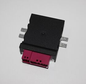 YAKIT KONTROL ÜNİTESİ BMW F10 BTAP 16147426095