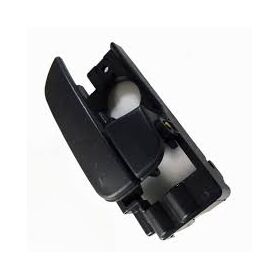 KAPI İÇ AÇMA KOLU ÖN SAĞ 06- HYUNDAI ACCENT ERA BSG 826201E000
